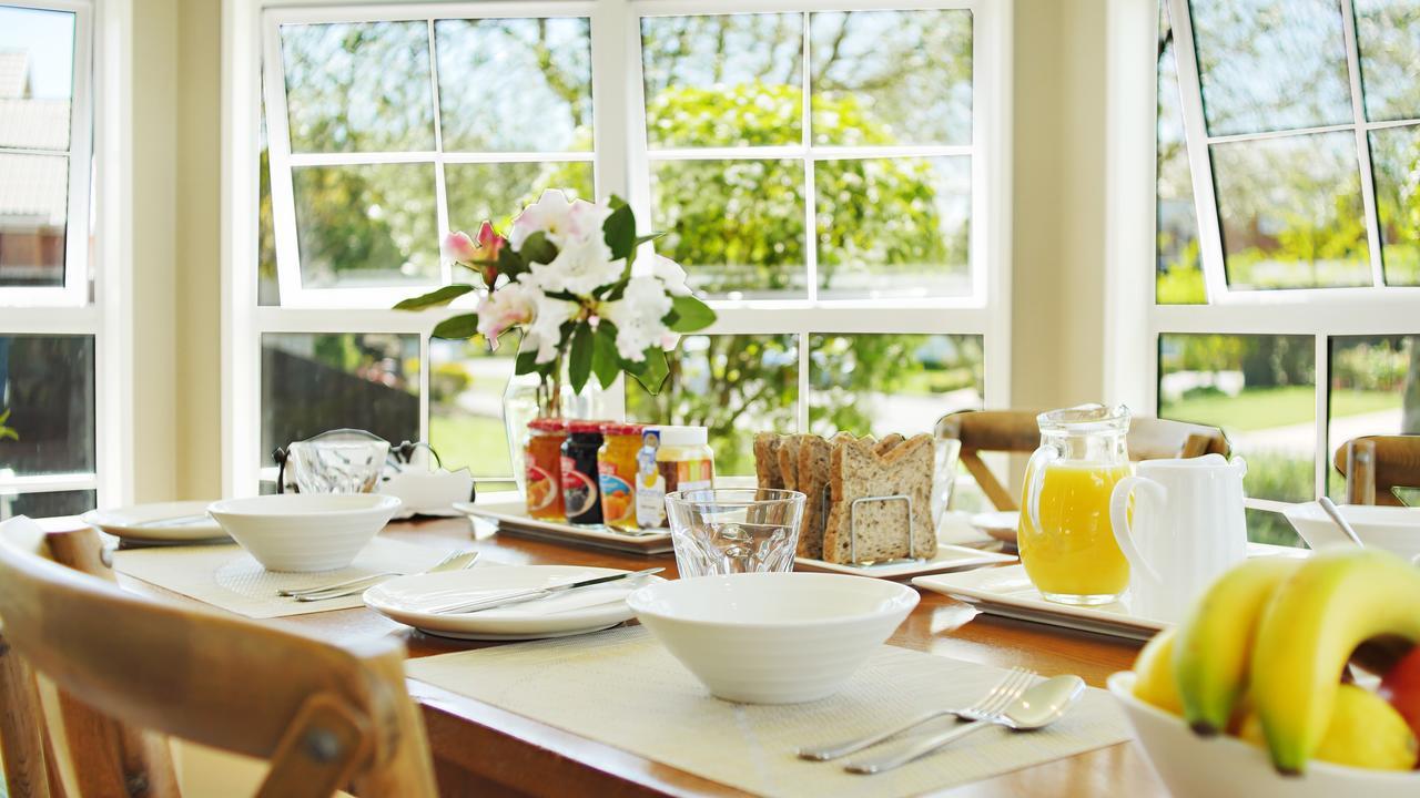 โอลีฟ เฮาส์ บีแอนด์บี Bed & Breakfast ไครสต์เชิร์ช ภายนอก รูปภาพ