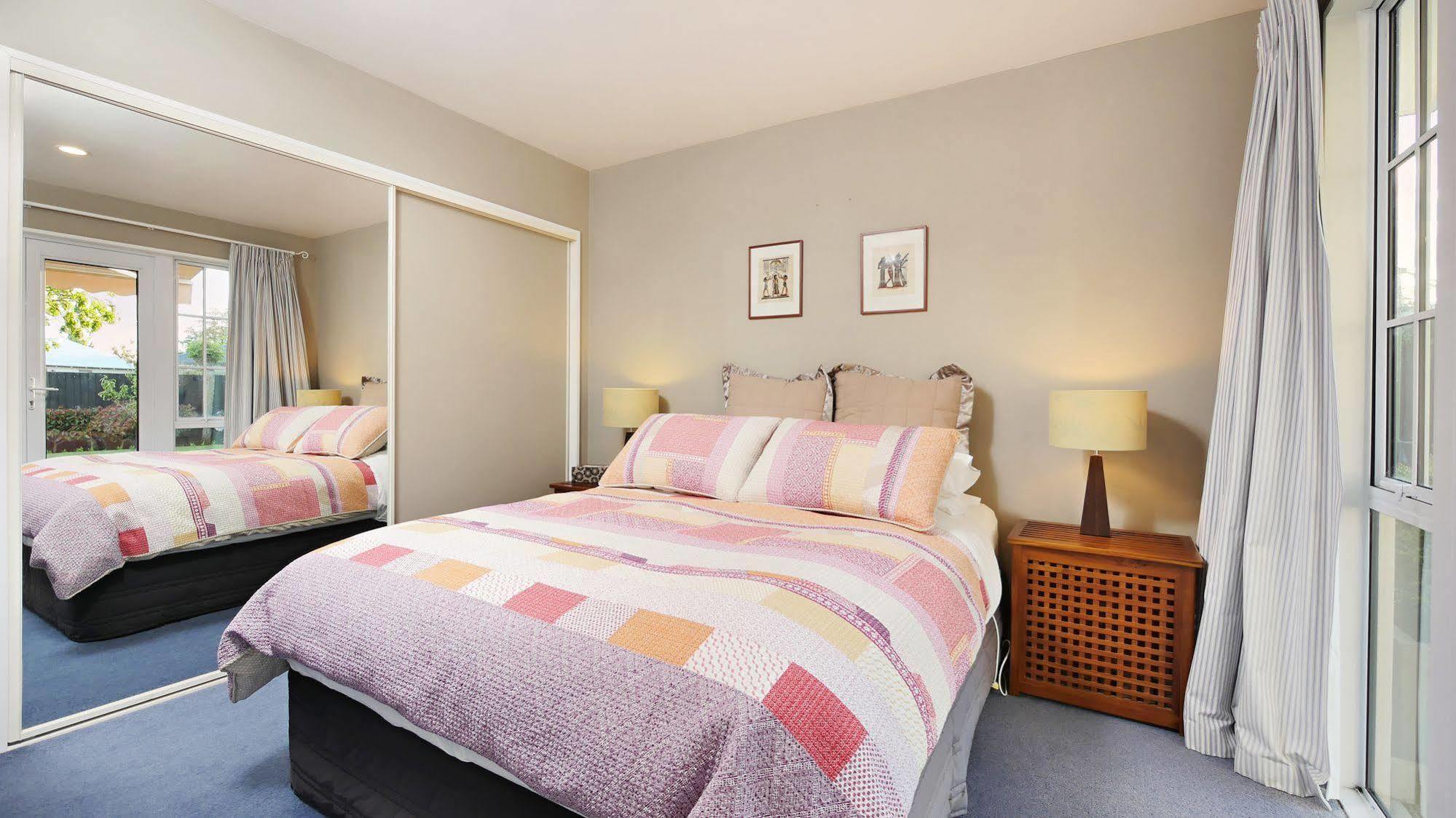 โอลีฟ เฮาส์ บีแอนด์บี Bed & Breakfast ไครสต์เชิร์ช ภายนอก รูปภาพ