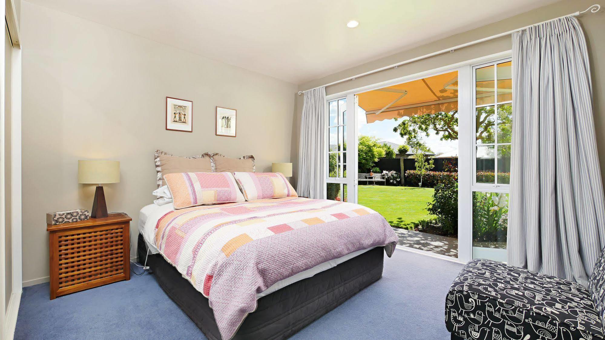 โอลีฟ เฮาส์ บีแอนด์บี Bed & Breakfast ไครสต์เชิร์ช ภายนอก รูปภาพ